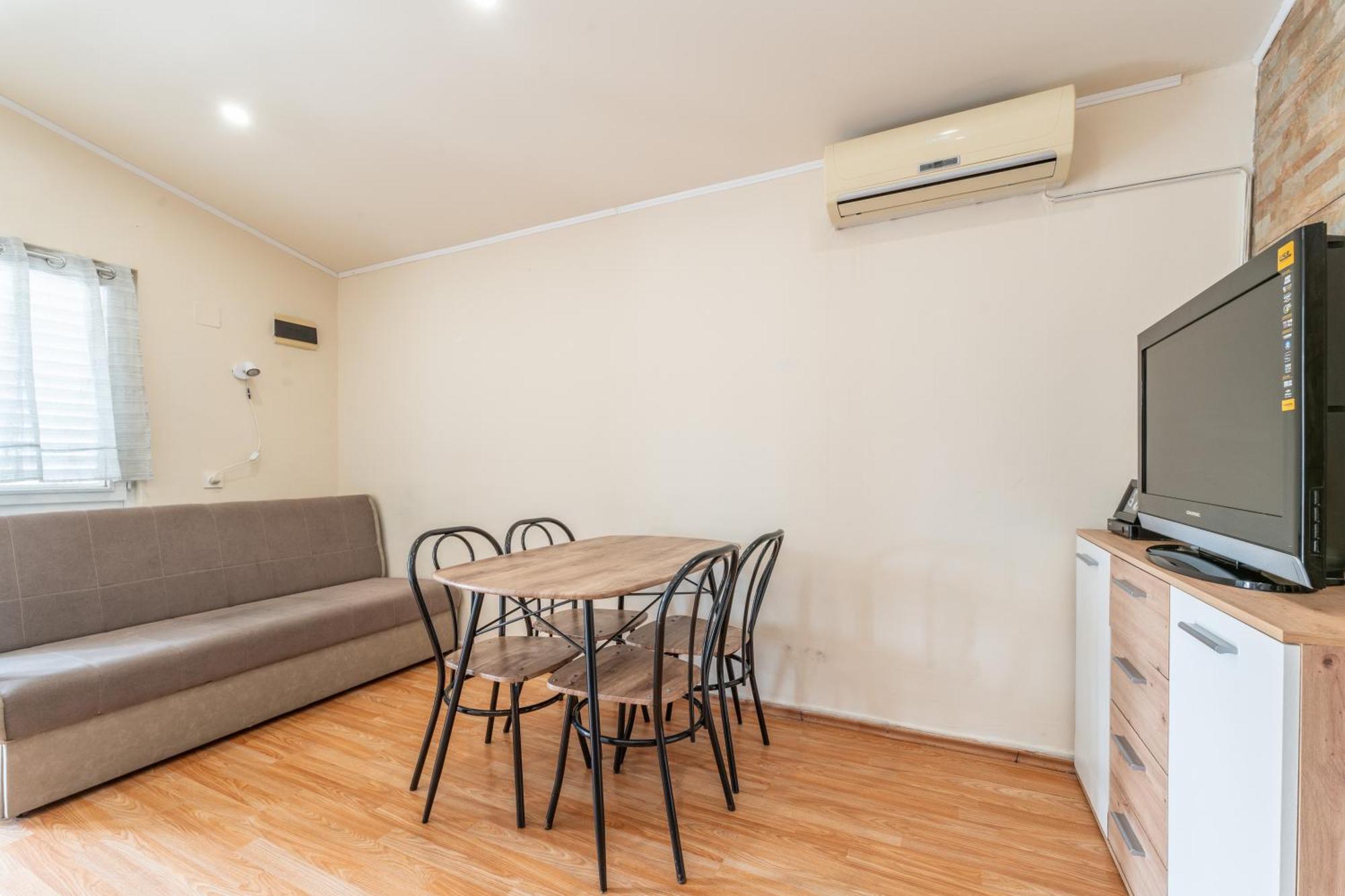 Apartmani Prpic วีร์ ภายนอก รูปภาพ