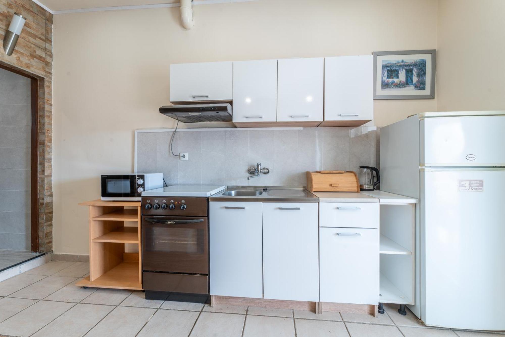 Apartmani Prpic วีร์ ภายนอก รูปภาพ
